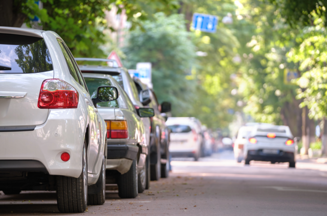 Pseudo-eindheffing fossiele personenauto's