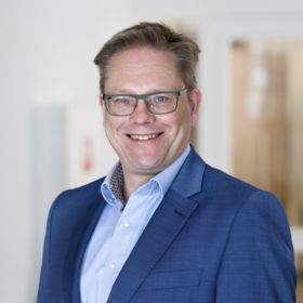 A.P. (Arjan) Heuvelmans RA