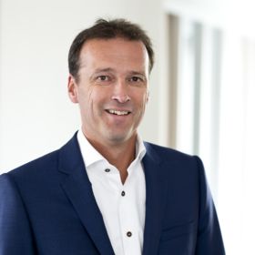 drs. E.H.W.G. (Eddy) van Hugten RA
