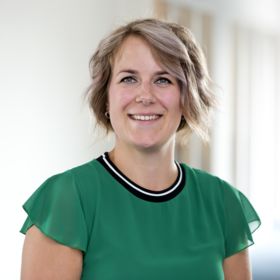 D.T.H. (Daniëlle) van den Oever BBA
